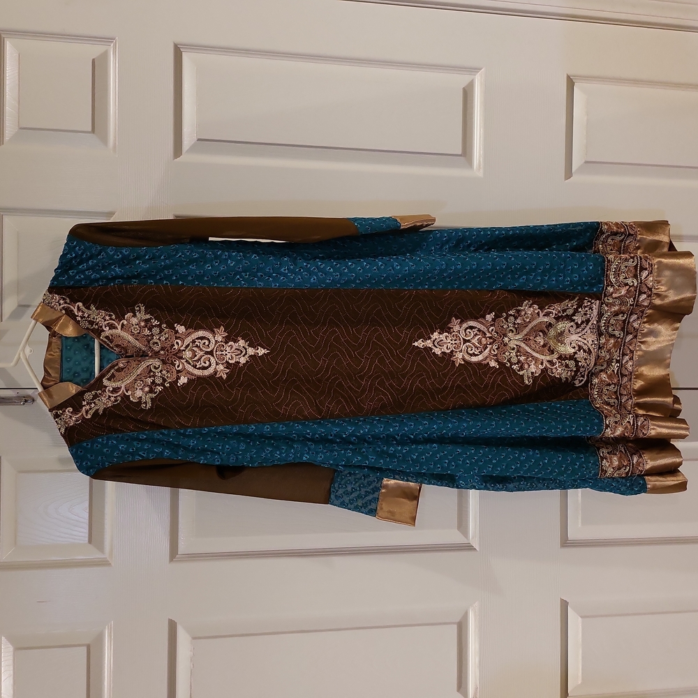 Salwar Kameez - Brown Blue Color - Medium Size